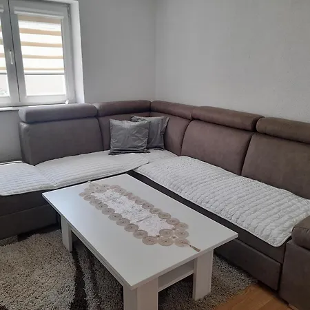 Zoran Lägenhet Livno